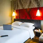 Ibis Centre Rueil-Malmaison
