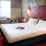 Ibis Centre 3*