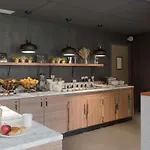 Ibis Centre