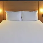 Hotel Ibis Centre 3*