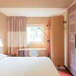 Hotel Ibis Centre Rueil-Malmaison