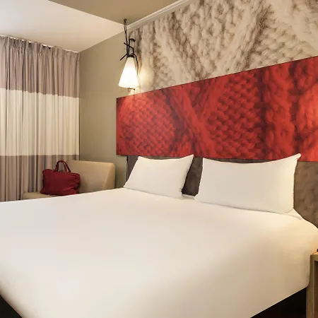 Ibis Centre 3*