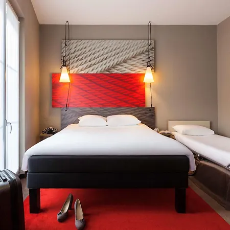 Ibis Paris Malmaison Hotel 3*