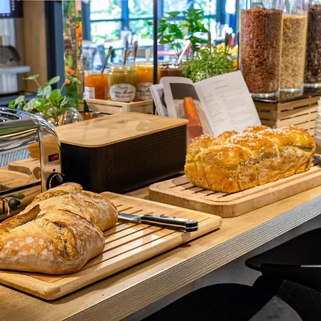 Hotel Ibis Centre Rueil-Malmaison