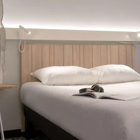 Ibis Paris Malmaison 3*