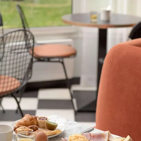 Hotel Ibis Paris Malmaison 3*
