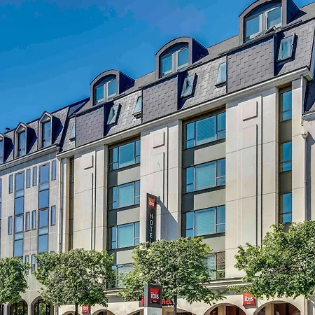 Ibis Centre رويل-مالميزون