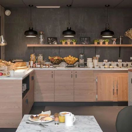 Szálloda Ibis Centre Rueil-Malmaison