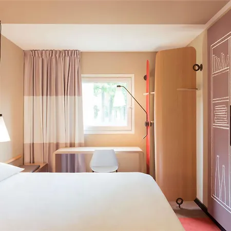 Ibis Centre 호텔
