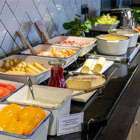 Ibis Centre 3*