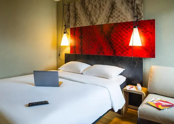 Ibis Centre Rueil-Malmaison