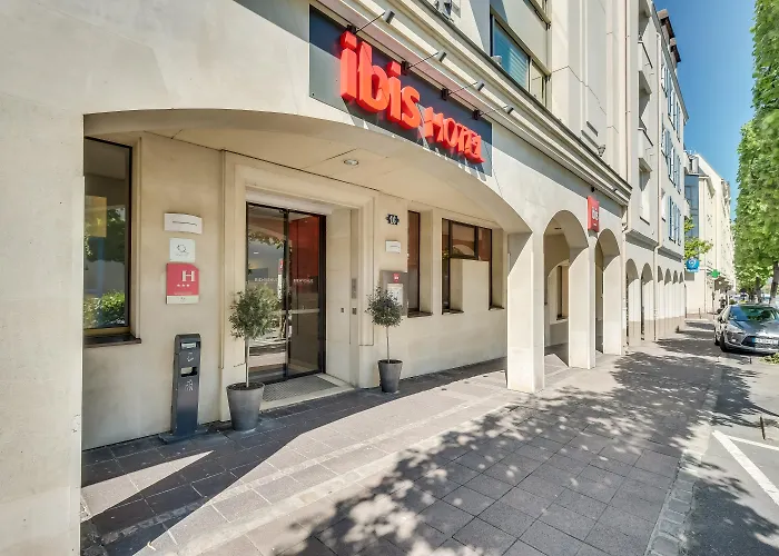Ibis Centre رويل-مالميزون